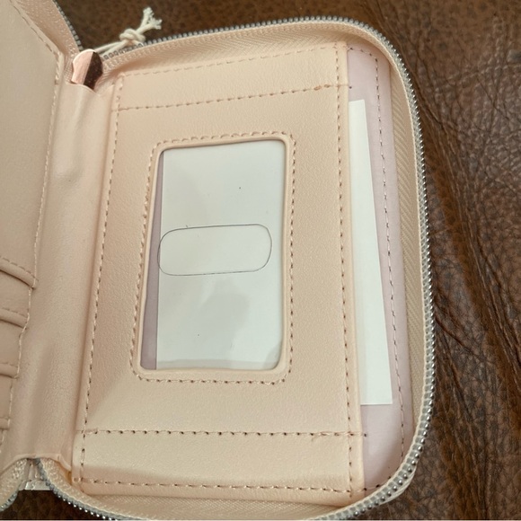 Loungefly Disney Princess Cream and Pink Wallet - Picture 3 of 4